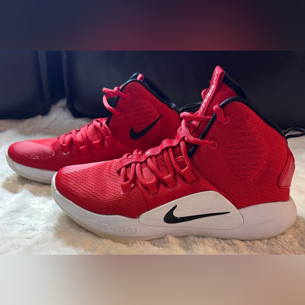 Mens Nike Mid University Red Hyperdunk Sneakers